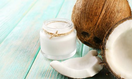 Как можно использовать кокосовое масло в косметологии?